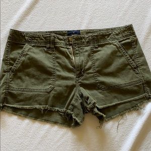 American Eagle Outfitters olive green shorts